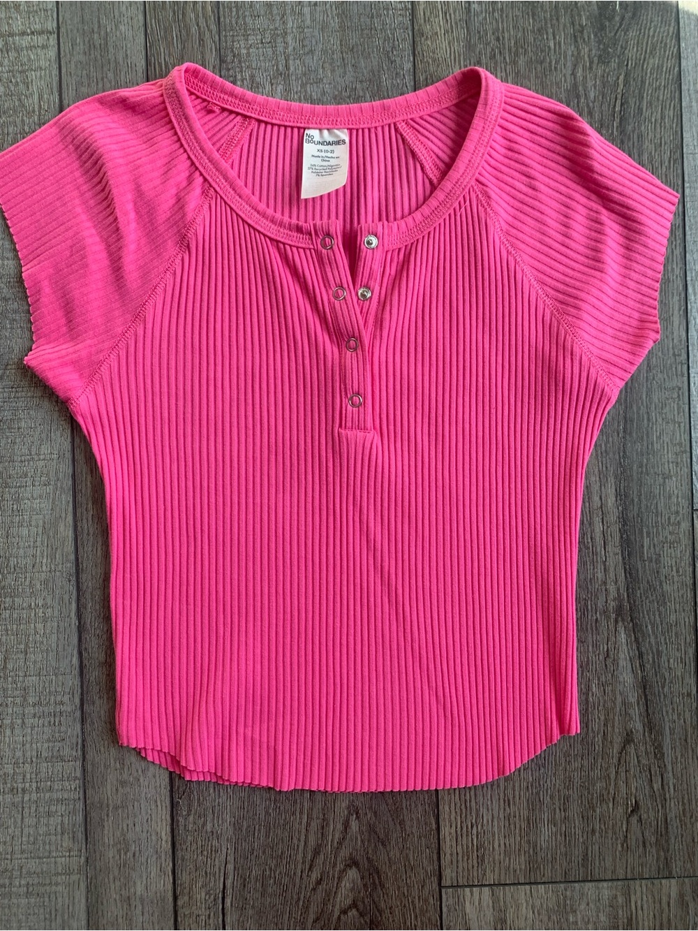 NWOT No Boundaries Pink Ribbed Henley Top